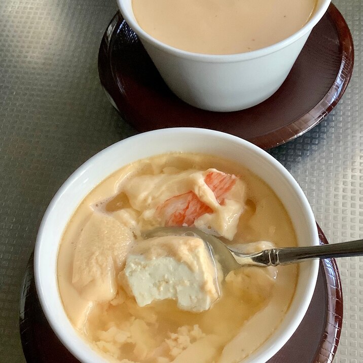 だし汁多め豆腐とカニカマ入お吸い物みたいな茶碗蒸し レシピ 作り方 By Tonton22 楽天レシピ だし汁多め豆腐とカニカマ入お吸い物みたいな茶碗蒸し レシピ 作り方 By Tonton22 楽天レシピ